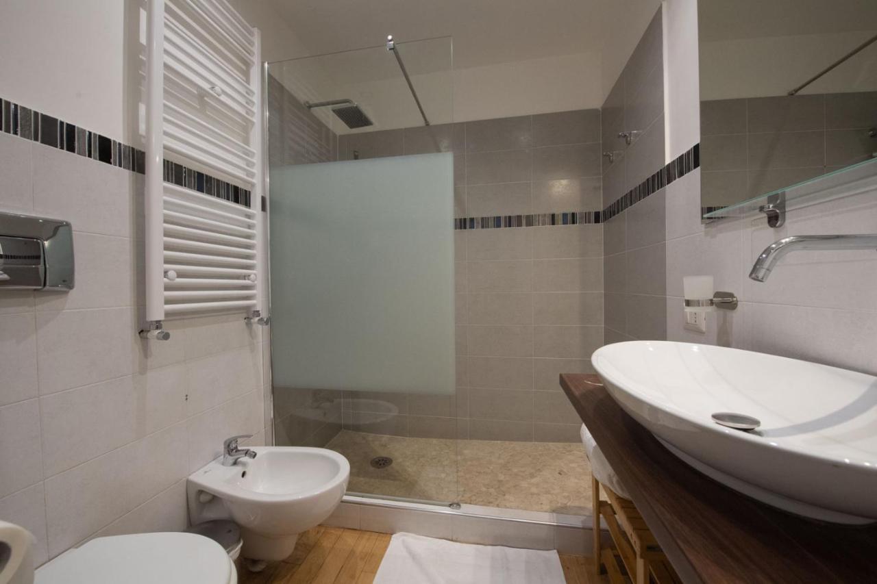 로마 Domus Castroni Germanico B&B 외부 사진