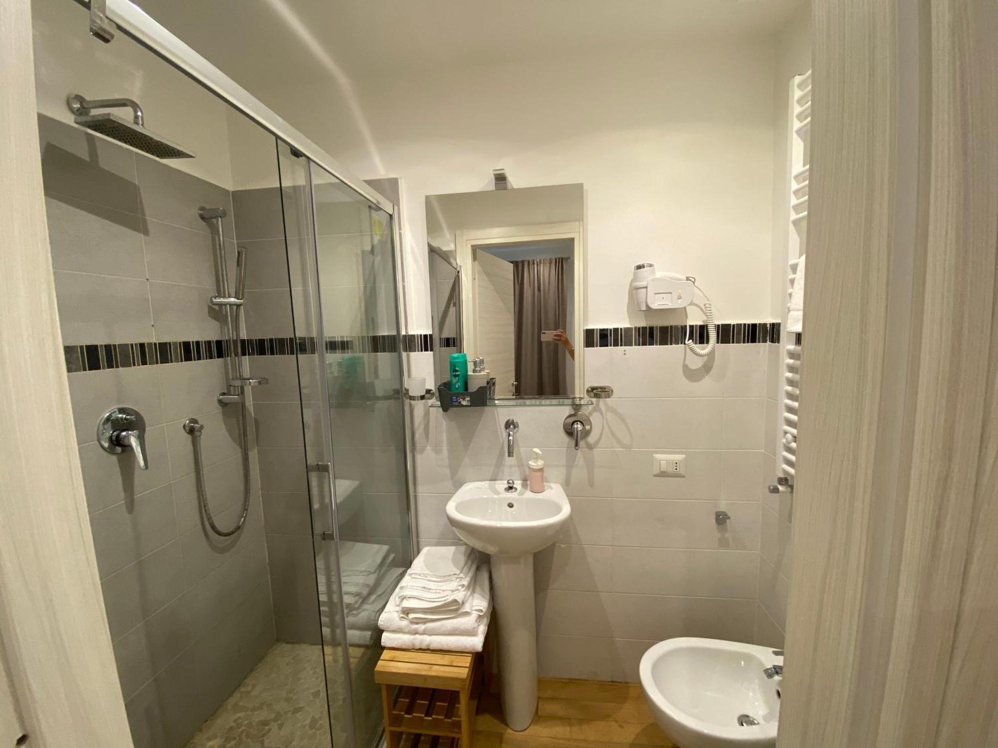 로마 Domus Castroni Germanico B&B 외부 사진